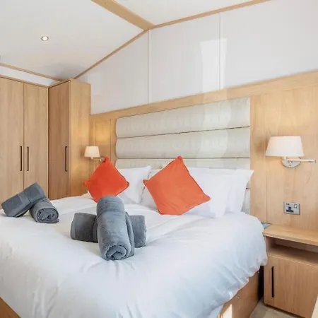 2 Bed In Oc-c43275