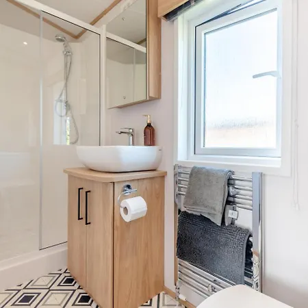 2 Bed In Oc-c43275 * كوكيرماوث